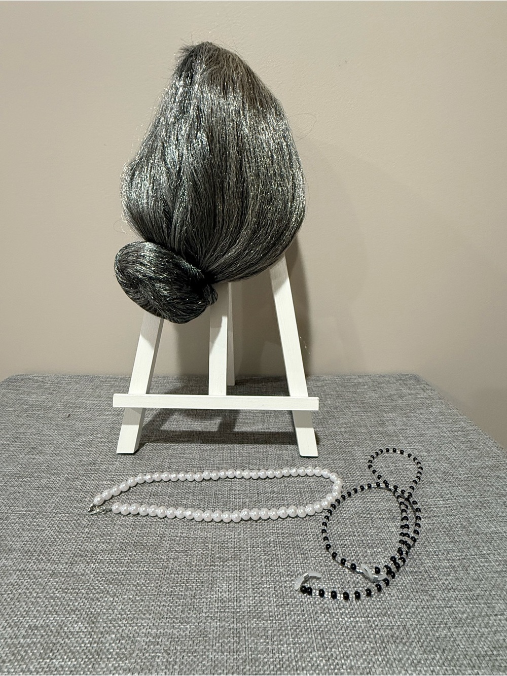 Gray Synthetic Hair Bun with Sleek Finish - Unbranded